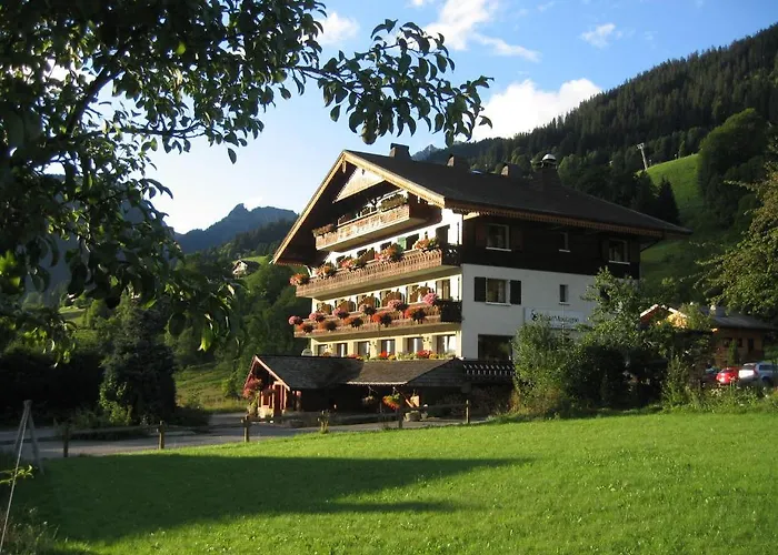 Hotel Esprit Montagne 3*